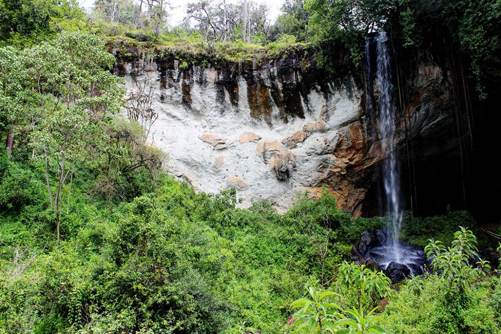 Mt-Elgon-National-Park_Makingeny-Cave-Falls2